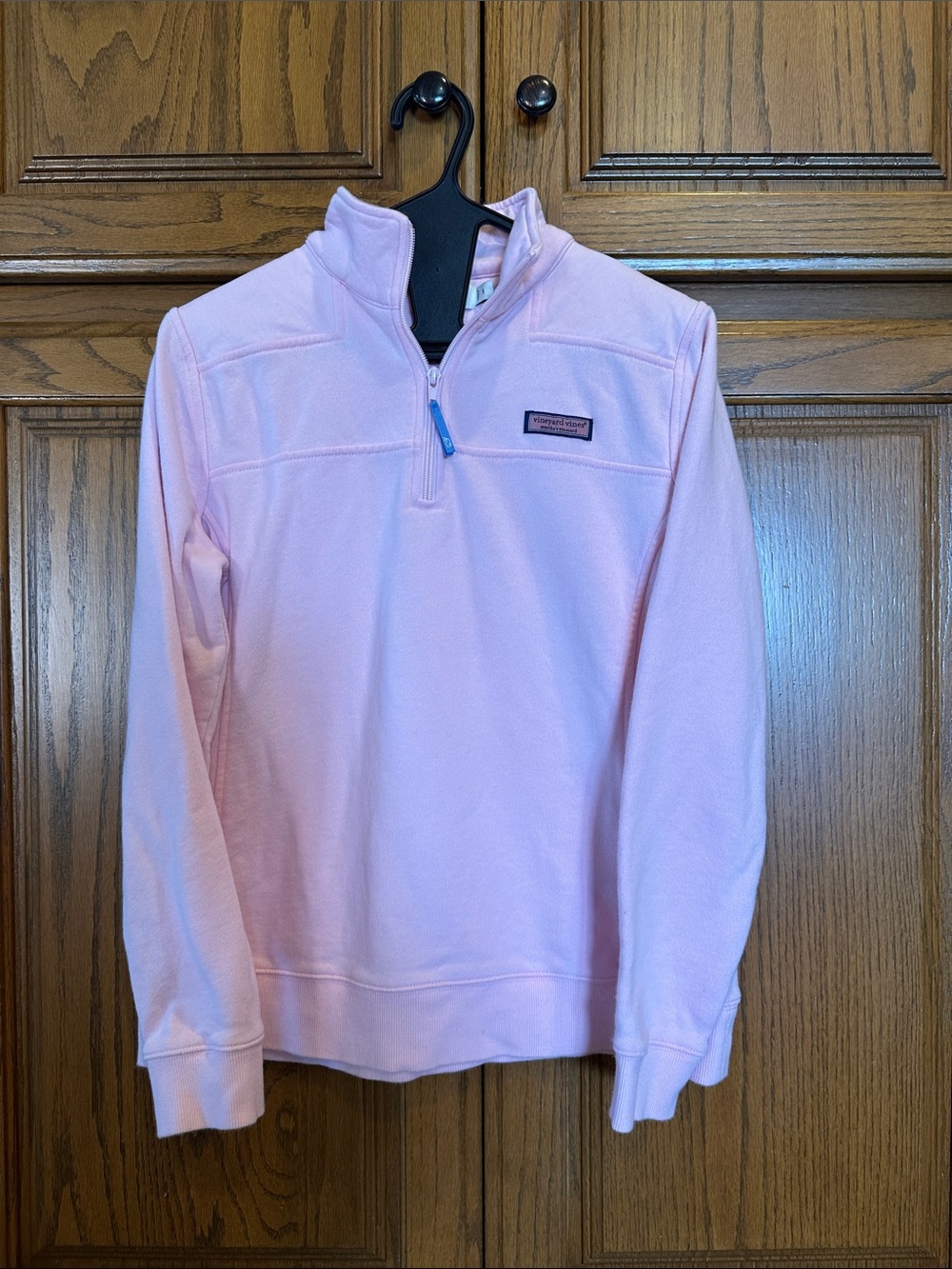Vineyard Vines light pink pullover